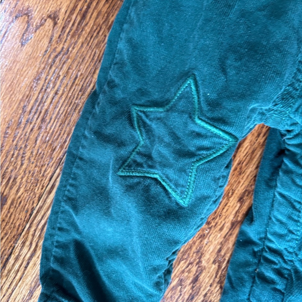 Baby BODEN Green Corduroy star patch  Overalls Sz 12-18 months - Picture 2 of 3